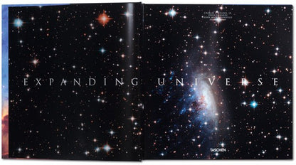 Expanding Universe. The Hubble Space Telescope