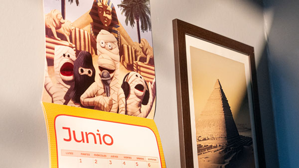 Calendario 2027 • 31 Minutos