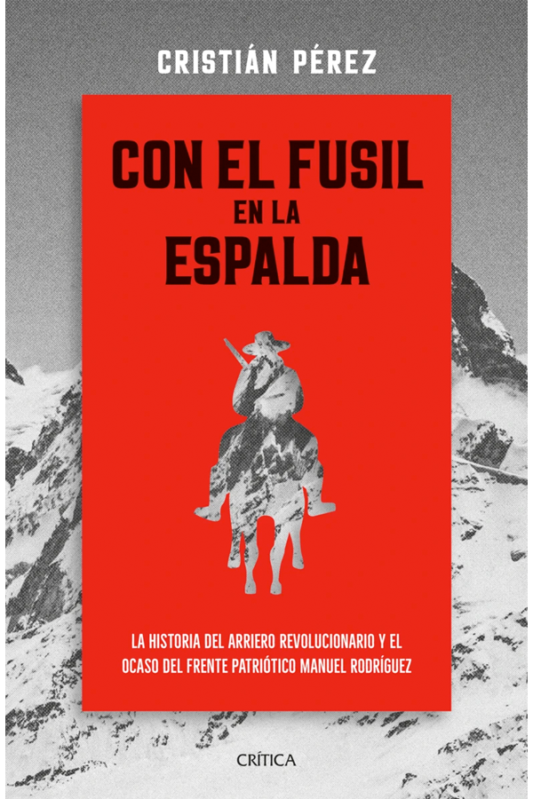 Con el fusil en la espalda