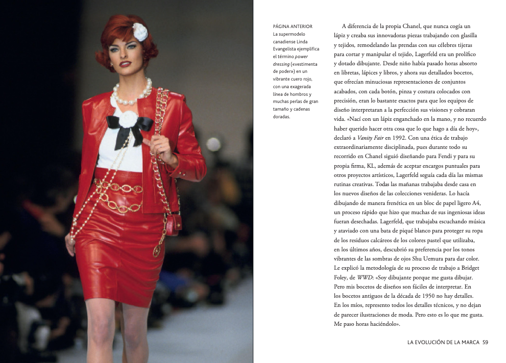 Pequeño libro de Chanel por Lagerfeld